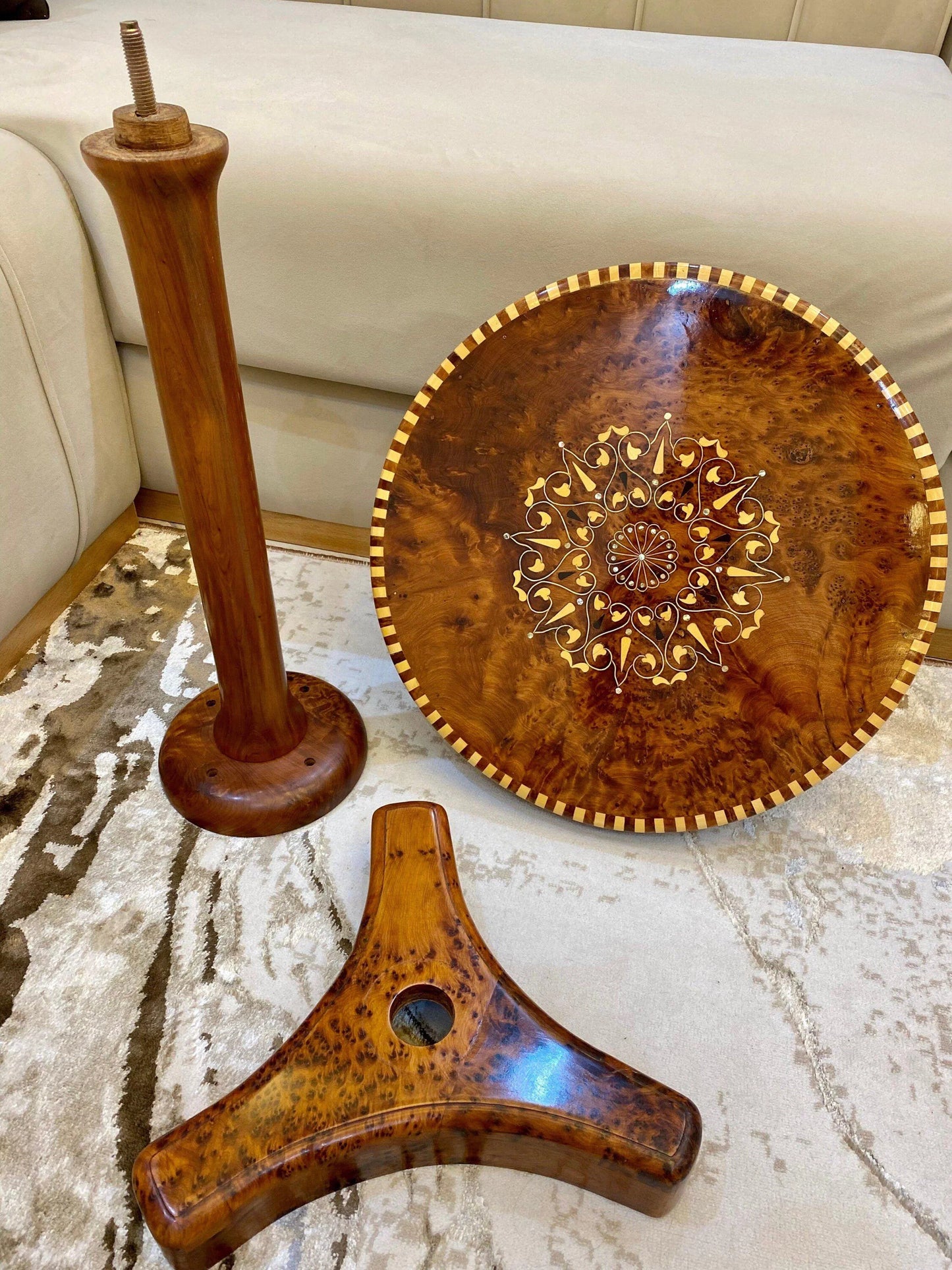 Thuya Mosaic Table
