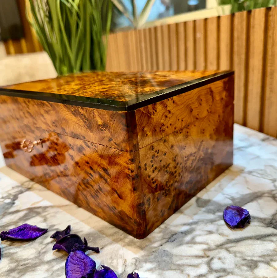 Lockable Jewelry Box β Handmade Thuya Wooden Organizer with Key - AtlasMuseCrafts