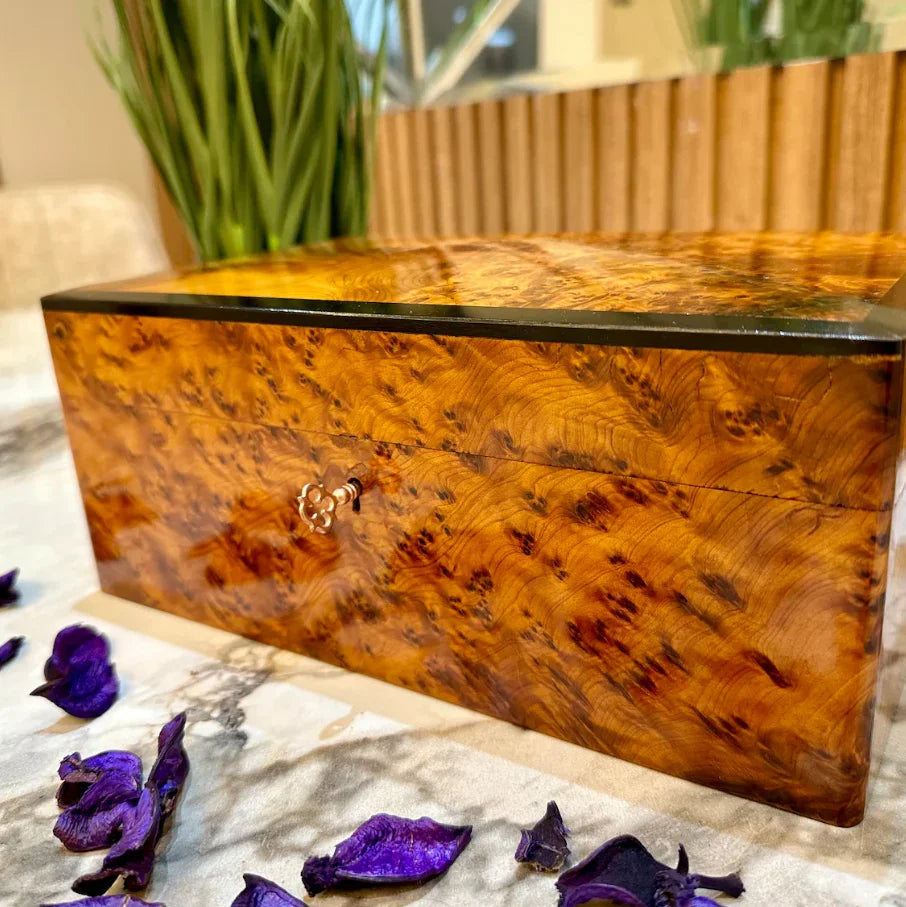 Lockable Jewelry Box β Handmade Thuya Wooden Organizer with Key - AtlasMuseCrafts