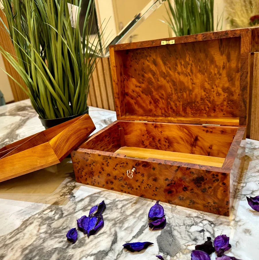 Jewellery Wooden Box, Burl Organizer with key Keepsake Box - AtlasMuseCrafts