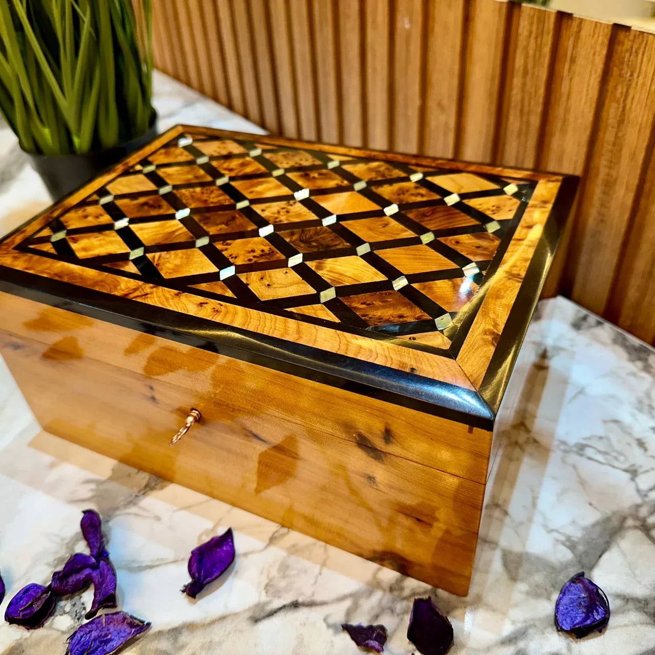 Decorative Box, thuya wooden burl Jewelry Box organizer with key - AtlasMuseCrafts