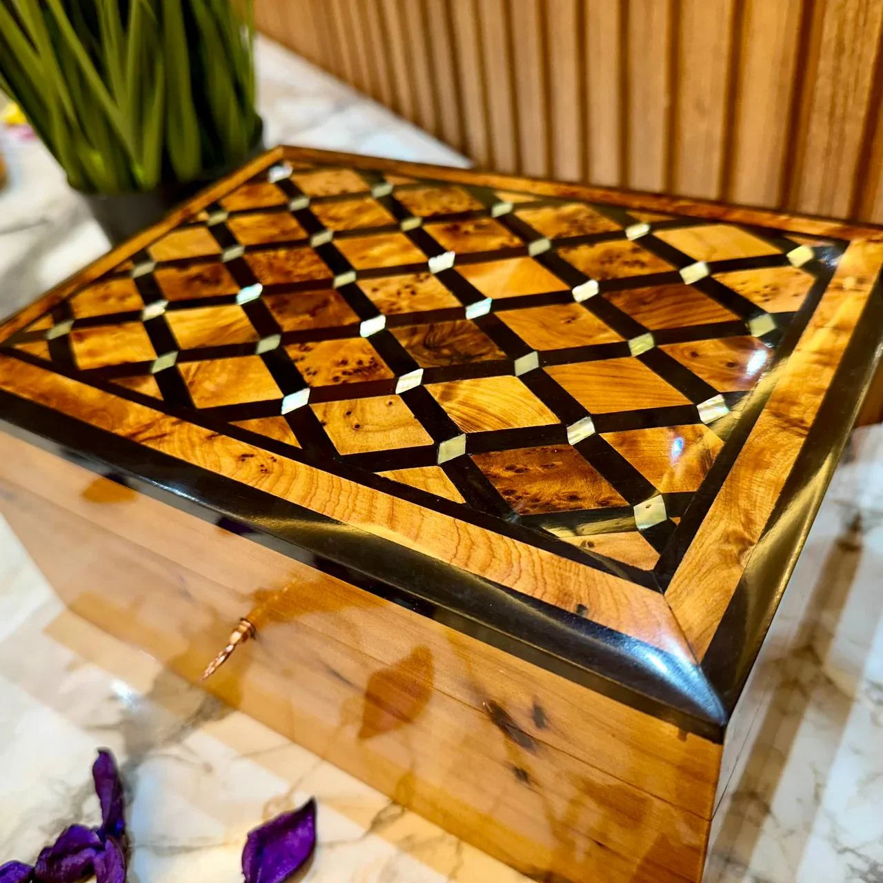 Decorative Box, thuya wooden burl Jewelry Box organizer with key - AtlasMuseCrafts