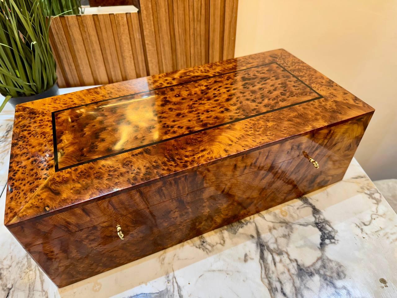 Royal jewellery box burl wooden box lockable with key - AtlasMuseCrafts