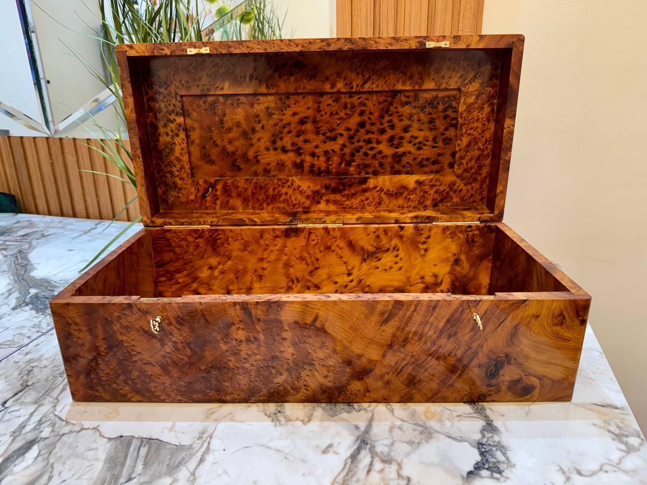 Royal jewellery box burl wooden box lockable with key - AtlasMuseCrafts