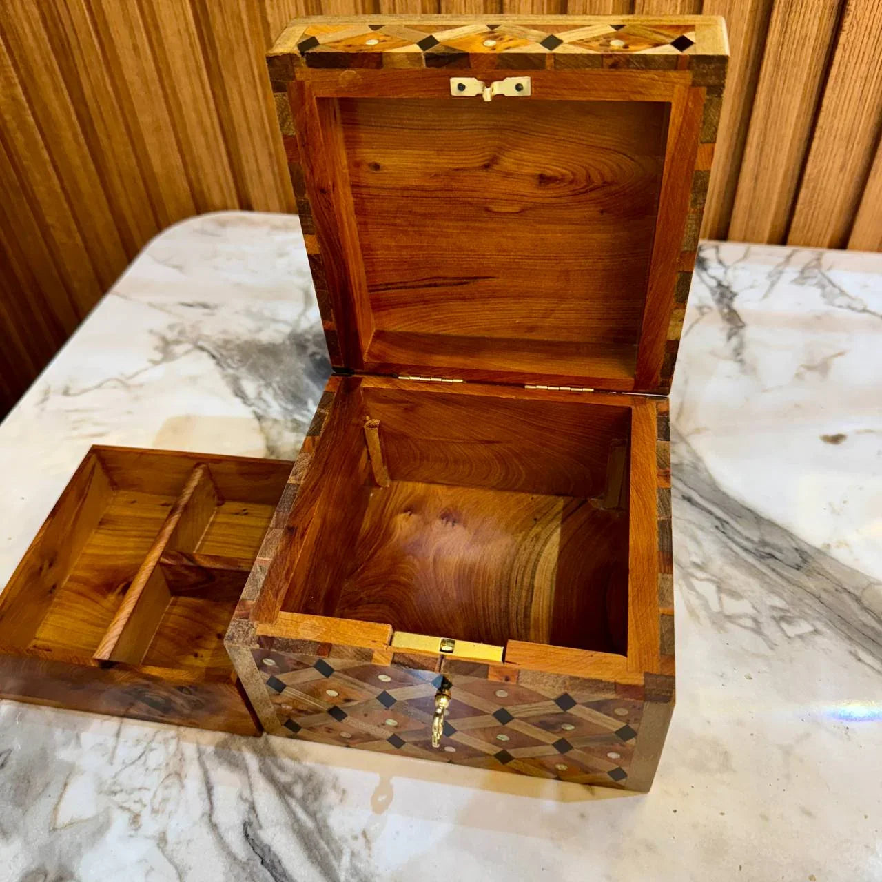 Luxury Wooden Box Organizer With Key - AtlasMuseCrafts