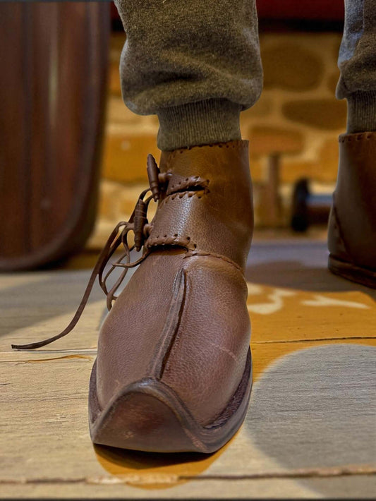 Renaissance Leather Shoes made from 6