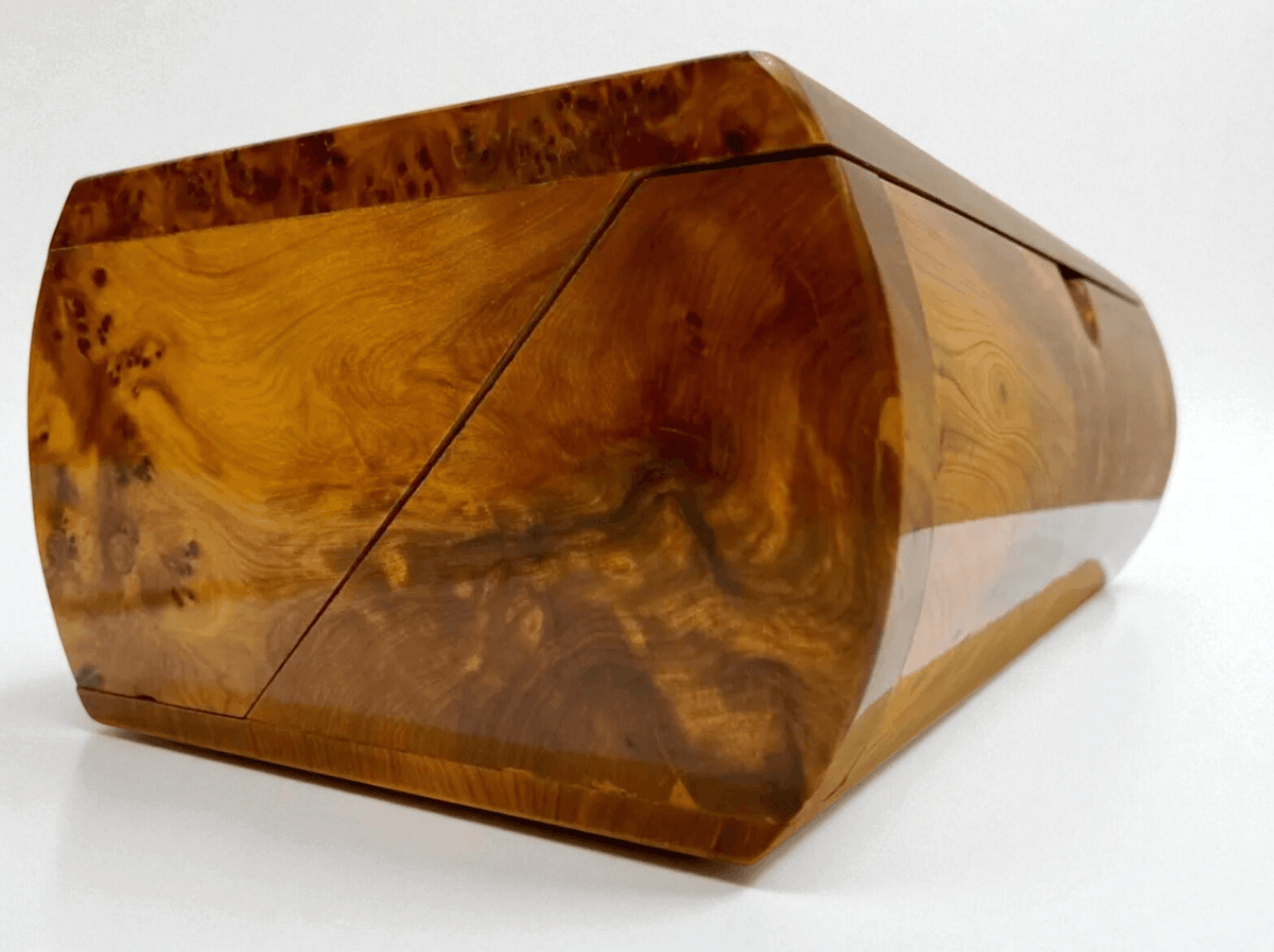 Luxury Wooden Jewelry Box – Handmade Moroccan Thuya Burl with unique grain patterns and polished amber finish.