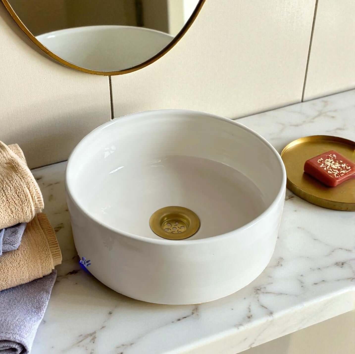 White Ceramic Vessel Sink made from 12″ × 9″ × 6″