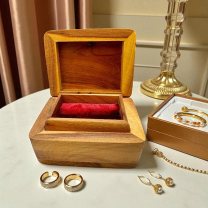 Moroccan Thuya Wood (Set of 4) made from