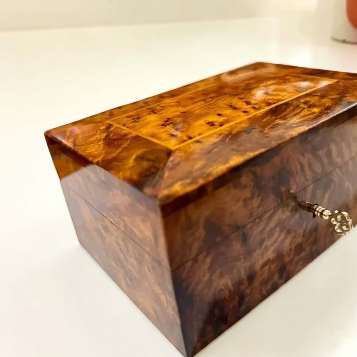 Wooden Memorial Keepsake Box – Handmade Moroccan Thuya, crafted from rich Thuya burl wood with elegant lock.