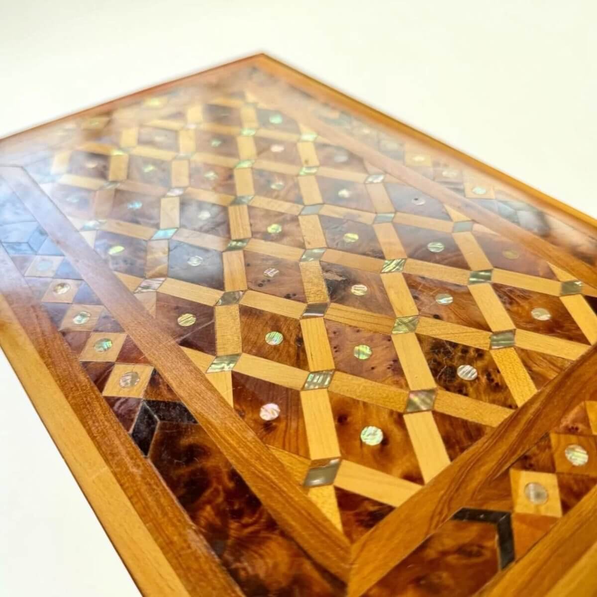 Intricate design of the Handmade Moroccan Thuya Box showcasing Thuya burl wood craftsmanship.