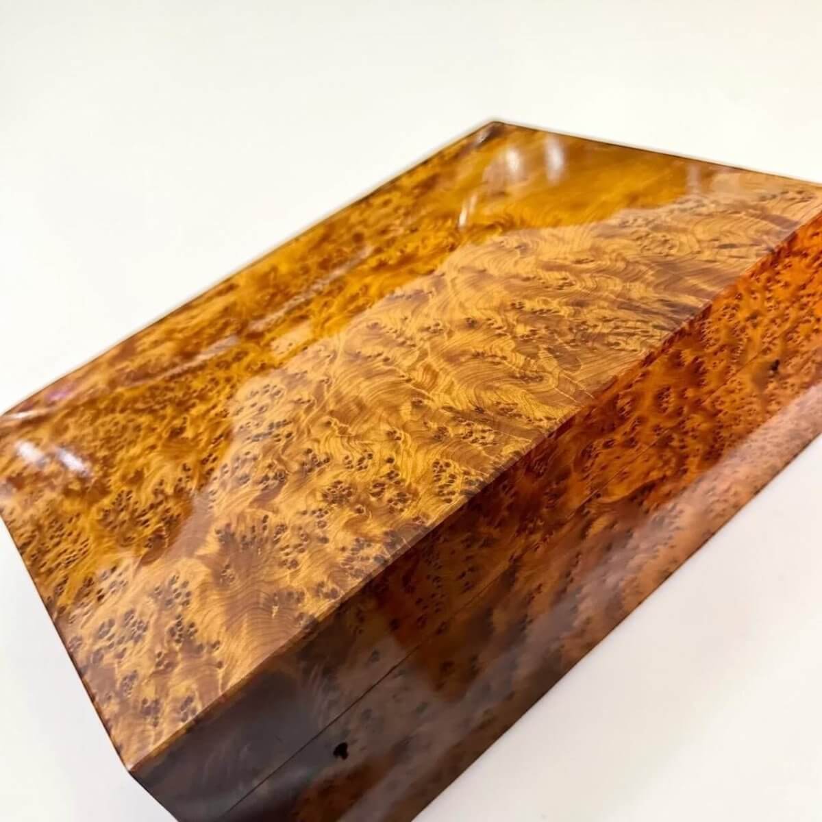 Large Jewelry Box Organizer with Lock – Moroccan Thuya, crafted from rich Thuya burl wood, showcasing exquisite natural grain.