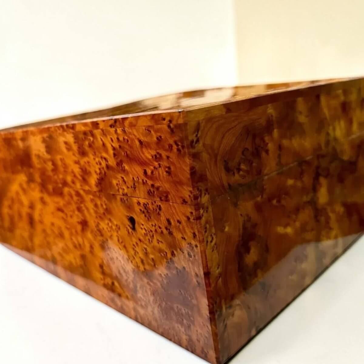 Large Jewelry Box Organizer with Lock – Moroccan Thuya made from natural Thuya burl wood with polished finish.