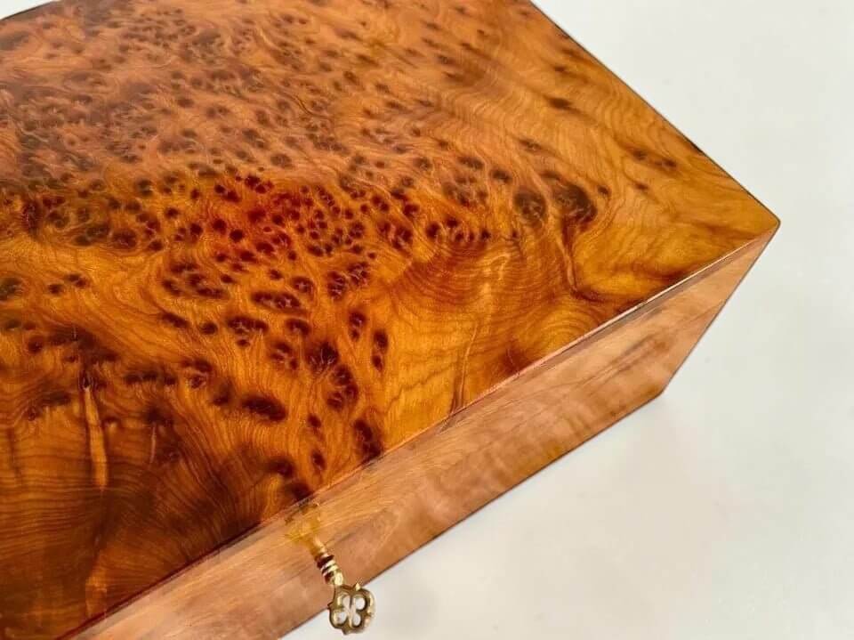 Lockable Wooden Box – Handmade Moroccan Thuya Keepsake Box with rich Thuya burl wood grain and brass lock.