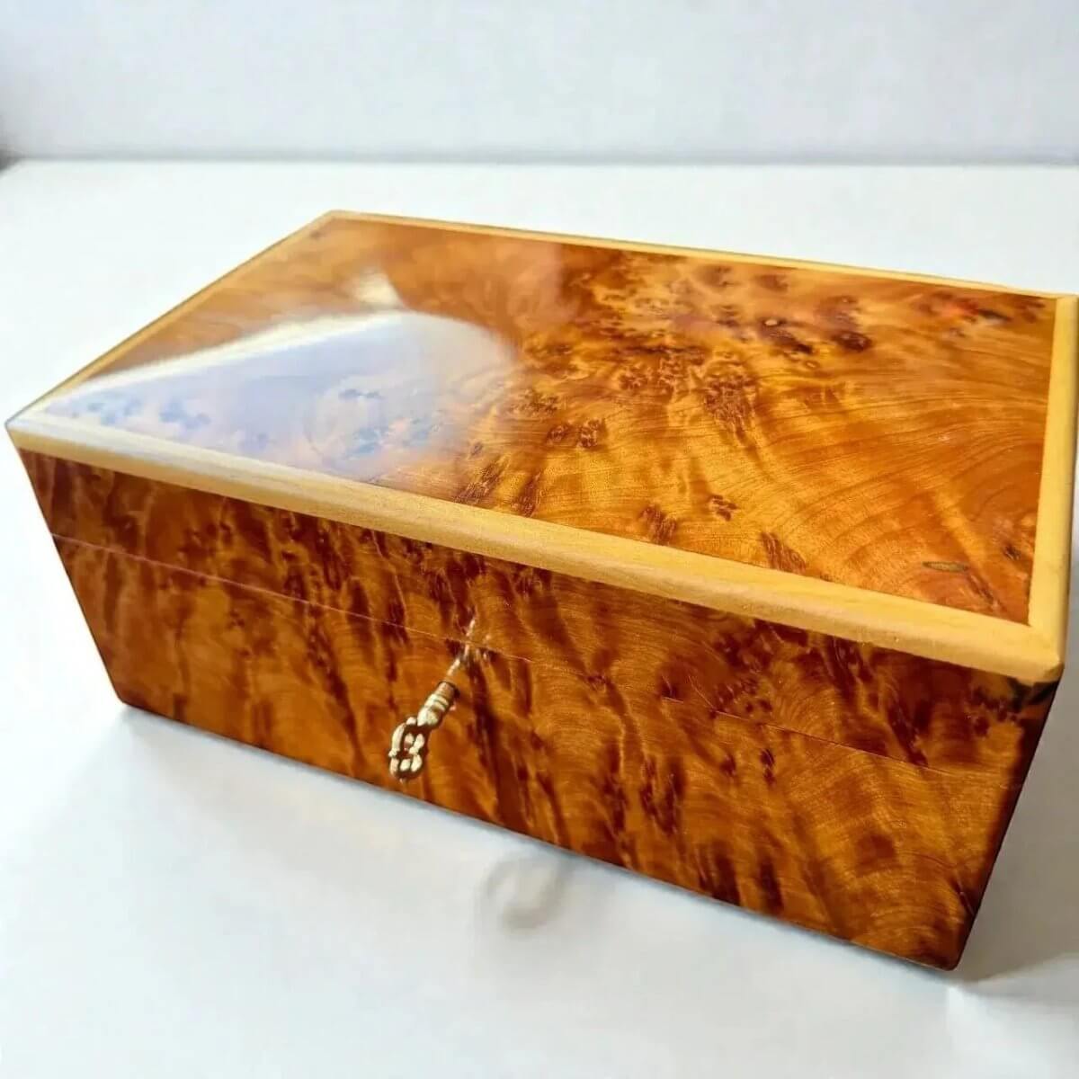 Luxury Wooden Jewelry Organizer – Moroccan Thuya Burl, handcrafted Thuya burl wood box with polished finish.