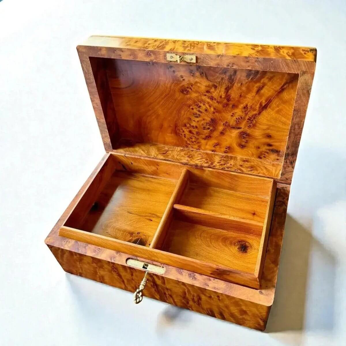 Luxury Wooden Jewelry Organizer – Moroccan Thuya Burl, handcrafted Thuya wood box with interior compartments.