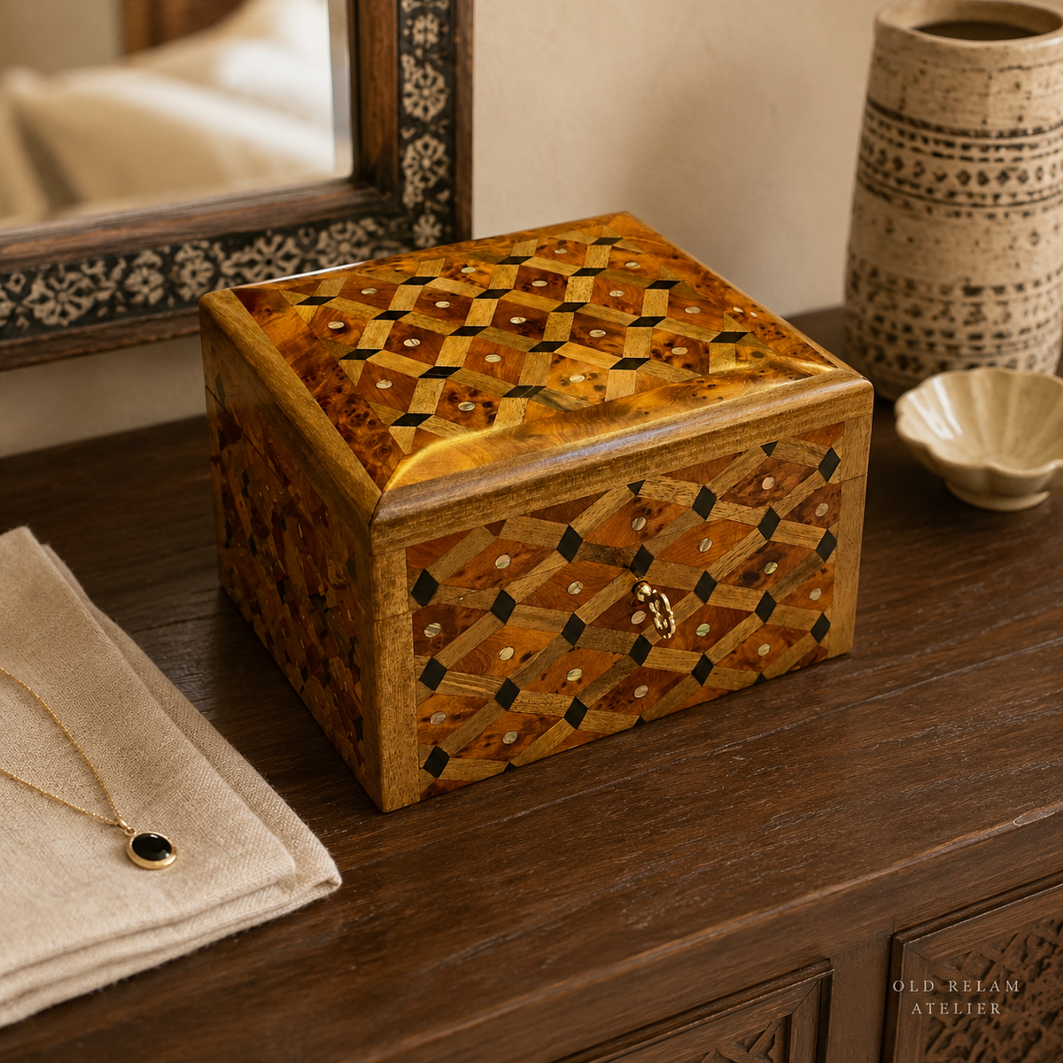 Luxury Wooden Box – Handmade Moroccan Thuya Burl Keepsake Box – additional view 4