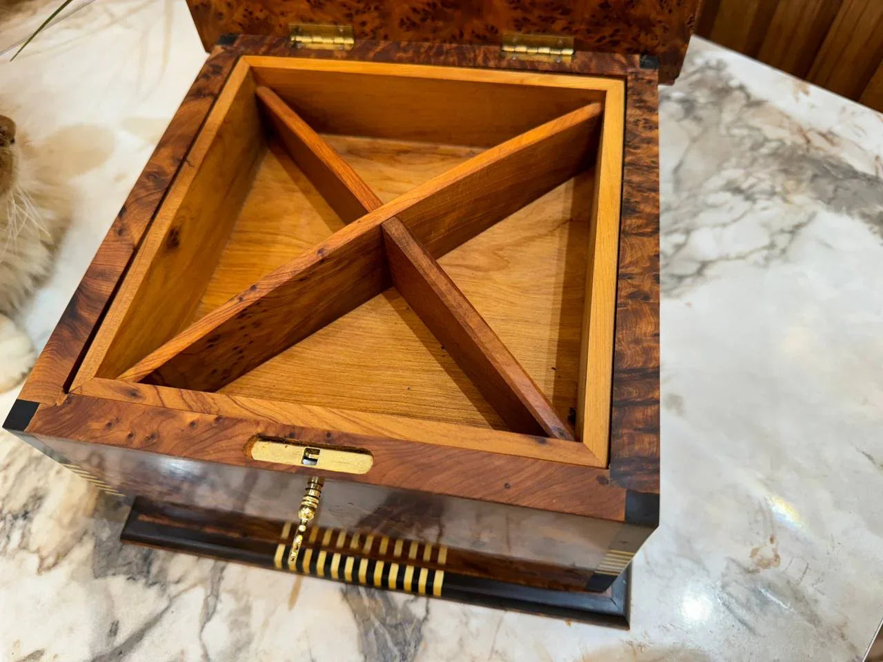Royal Jewellery Wooden Box - AtlasMuseCrafts