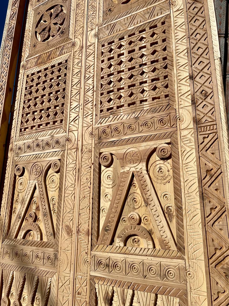 Antique Double Door - AtlasMuse