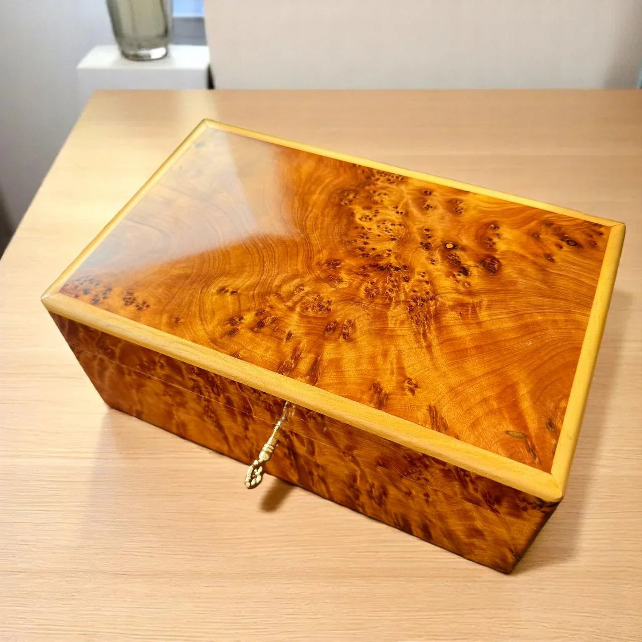 Luxury Wooden Box Organizer with Key – Keepsake Thuya Gift Box - AtlasMuseCrafts