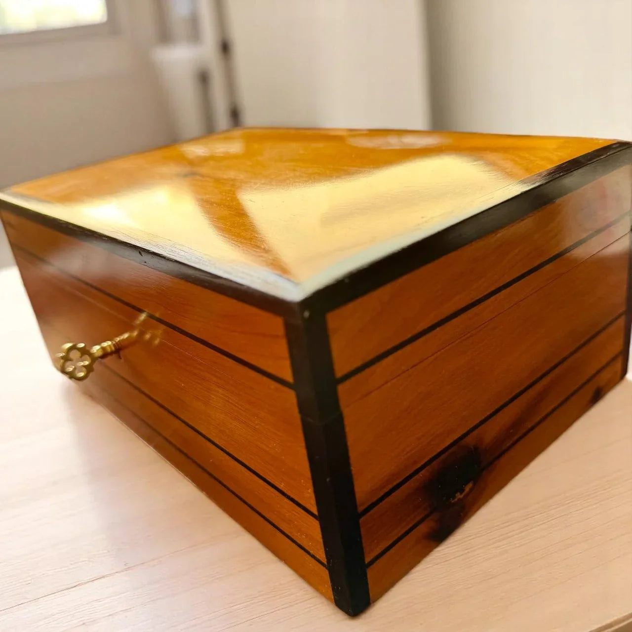 Jewelry Box – Luxury Lockable Wooden Organizer with Key & Keepsake Storage - AtlasMuseCrafts