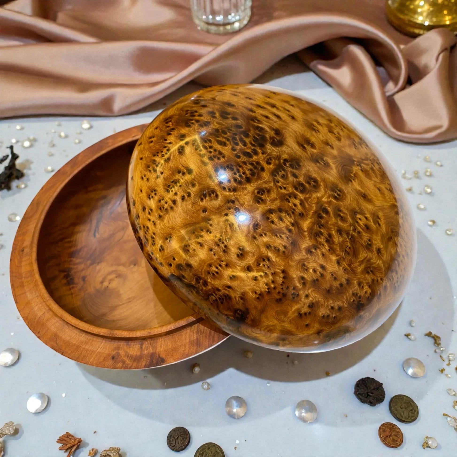 Round Box Jewelry Organizer made from