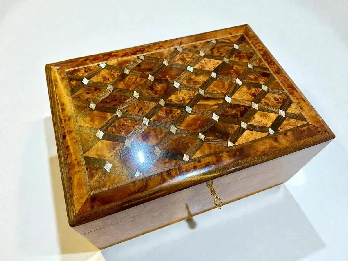 Large wooden box with lid handmade from Moroccan Thuya burl wood