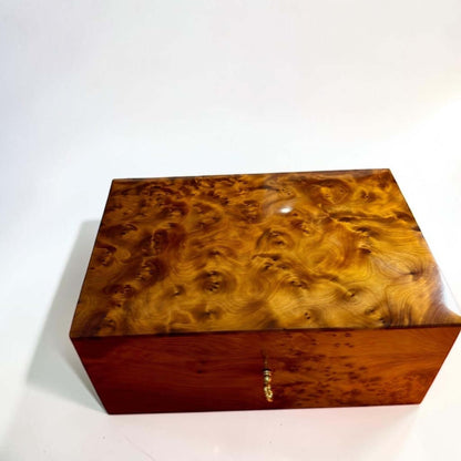 Wooden Box Holder with Key – Handmade Moroccan Thuya Storage Box, crafted from Thuya burl wood, features a classic design.