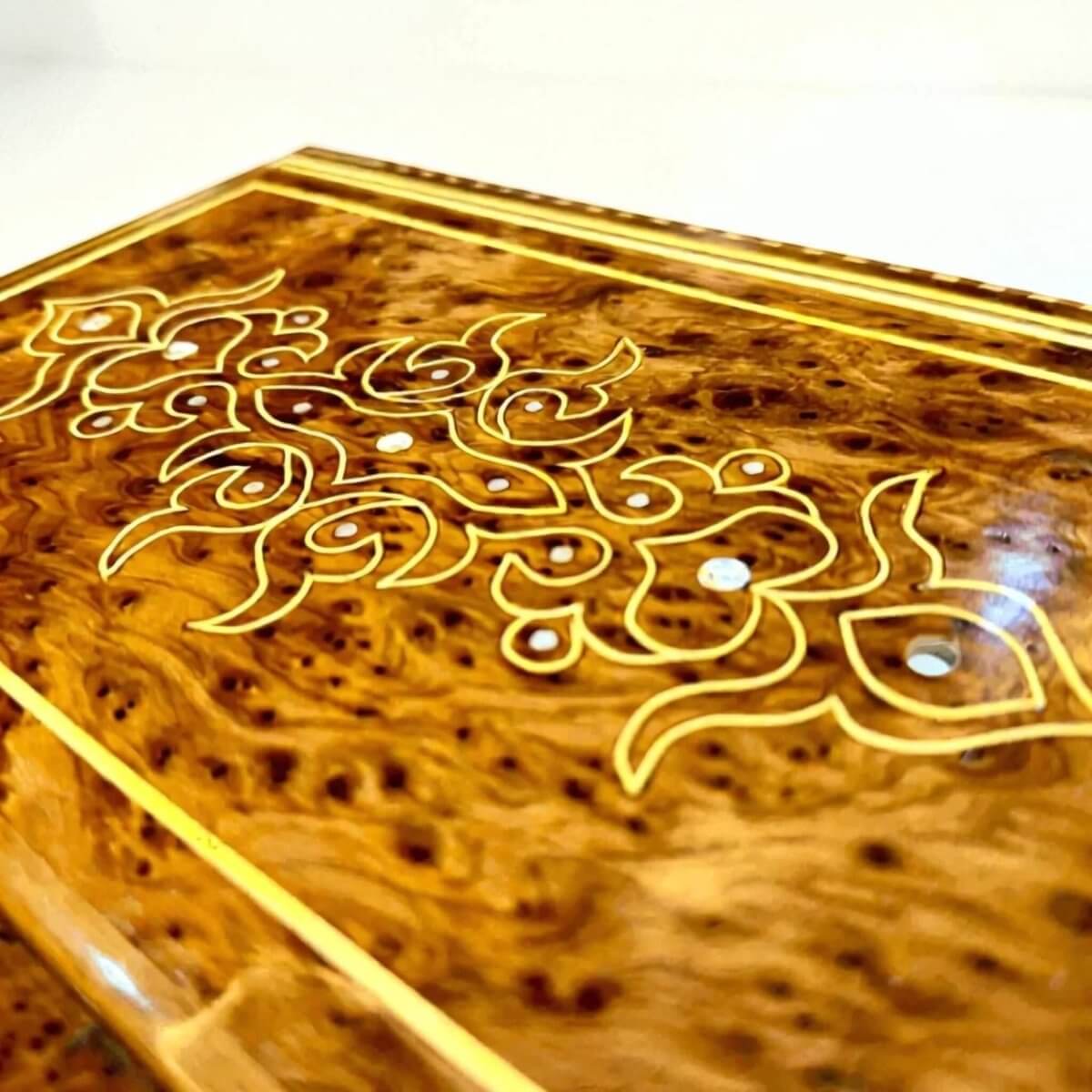Intricate design on Vintage Moroccan Thuya Box with key, handcrafted from Thuya burl wood.