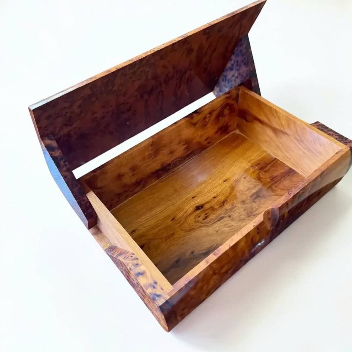 Wooden Keepsake Box – Handmade Moroccan Thuya Storage Box with exquisite burl wood grain and polished finish.