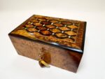 Moroccan Wooden Box – Handcrafted Thuya Jewelry & Keepsake Box with intricate geometric design in Thuya burl wood.
